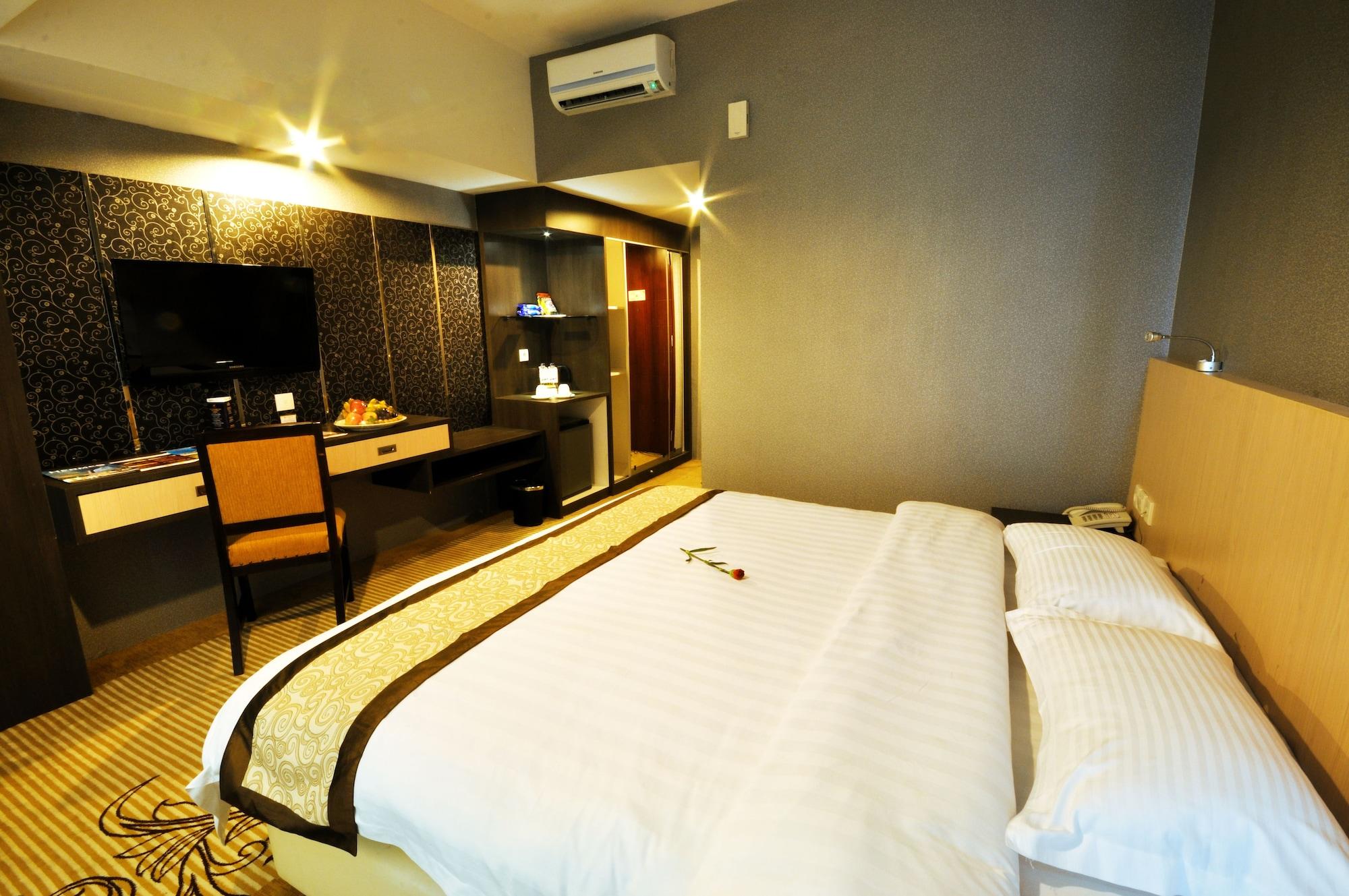 Hermes Palace Hotel Medan Exteriér fotografie