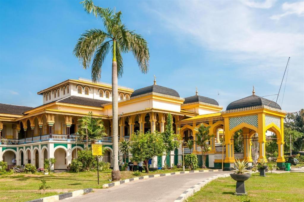 Hermes Palace Hotel Medan Exteriér fotografie