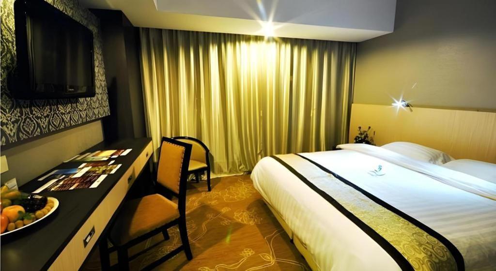Hermes Palace Hotel Medan Exteriér fotografie