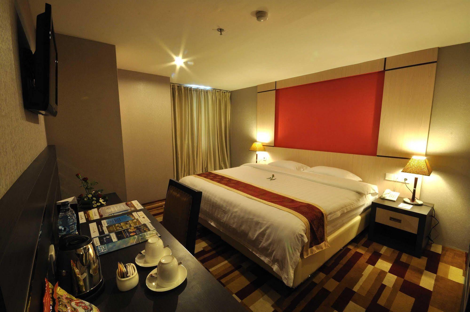 Hermes Palace Hotel Medan Exteriér fotografie